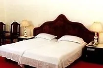 Aranya Nivas Hotel Thekkady Resort