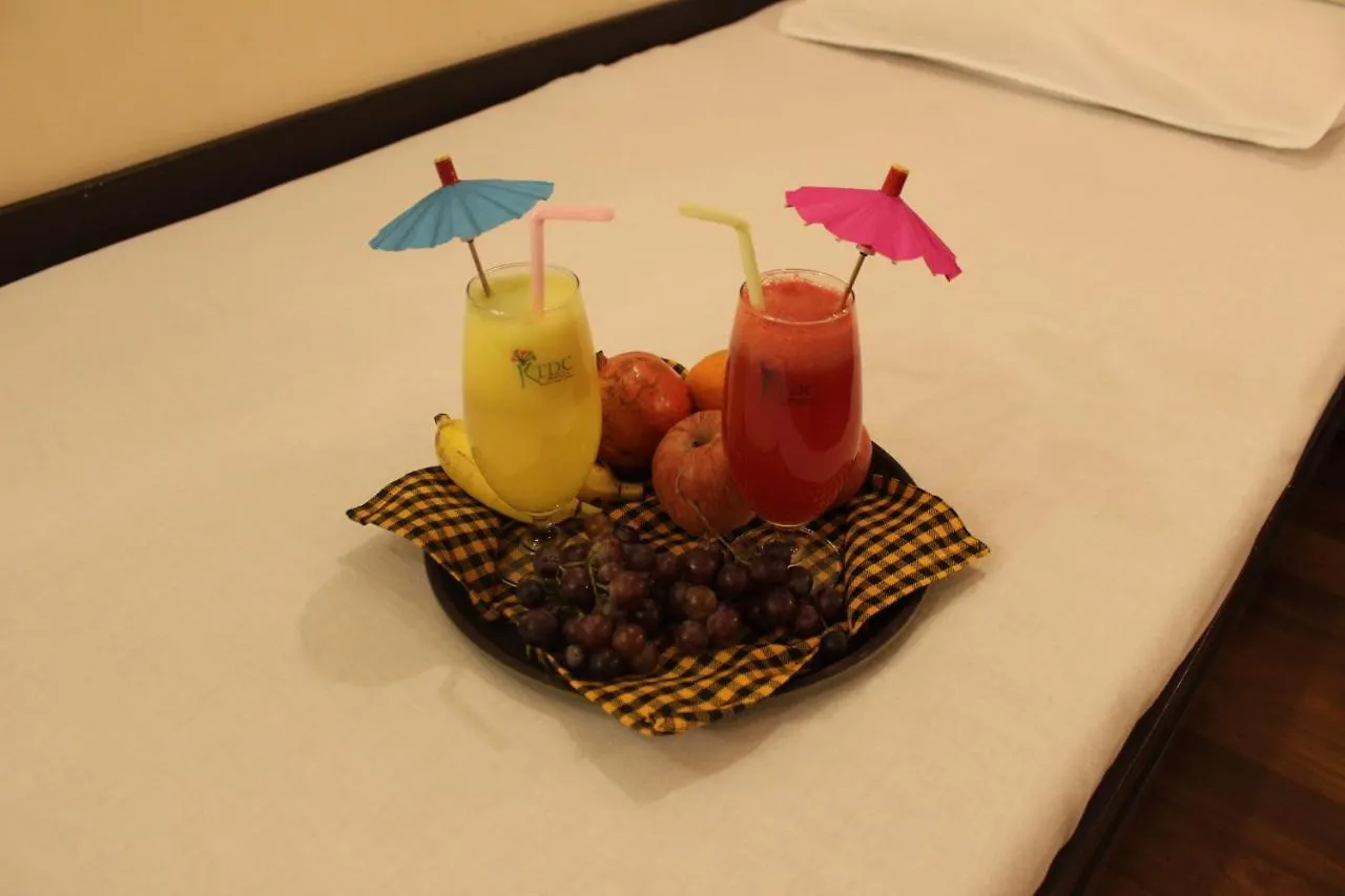 Aranya Nivas Hotel Thekkady 3*,