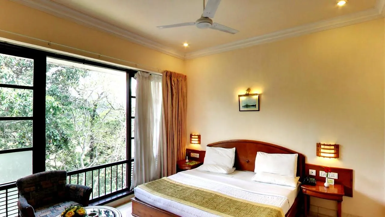 Hotel Aranya Nivas Thekkady